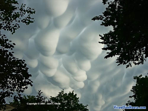 Mammatus Clouds Optical Illusion 5