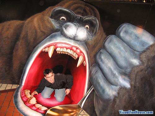 3D Mural of King Kong the Gorilla taken at a theme park in Japan