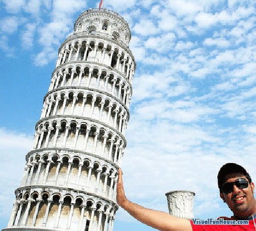 Leaning Tower of Pisa Optical Illusion